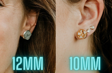 Load image into Gallery viewer, Black and Gold Tear Drop Studs