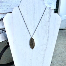 Load image into Gallery viewer, Bronze Leaf Necklace