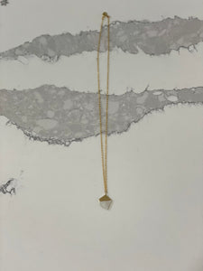 Mother of Pearl Pendant Necklace