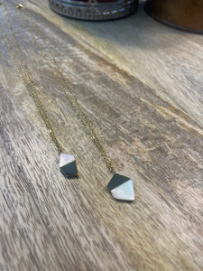 Mother of Pearl Pendant Necklace