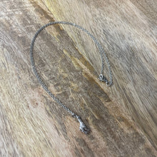 Load image into Gallery viewer, Giraffe Necklace