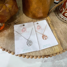Load image into Gallery viewer, Family Tree Necklace