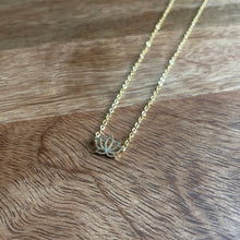 Load image into Gallery viewer, Lotus Pendant Necklace